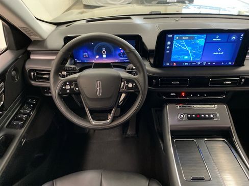 New 2026 Lincoln Aviator Premiere image 12