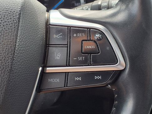 Used 2021 Toyota Highlander Platinum AWD/4WD image 16