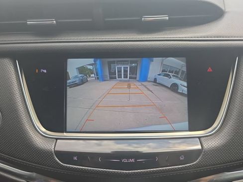 Used 2017 Cadillac XT5 Premium Luxury w/ Advanced Security Package FWD image 15