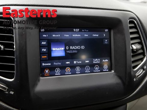 Used 2021 Jeep Compass Latitude AWD/4WD image 19