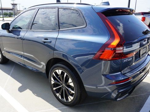 Used 2026 Volvo XC60 T8 Plus w/ Protection Package Premier AWD/4WD image 8