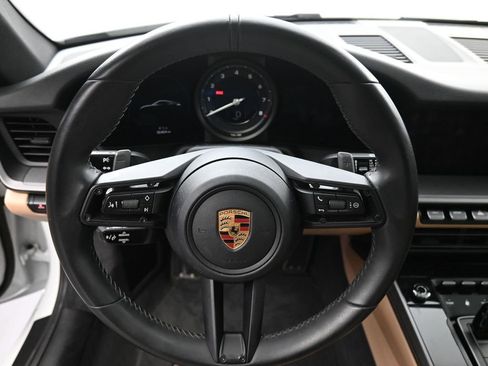 Certified 2022 Porsche 911 Carrera image 10