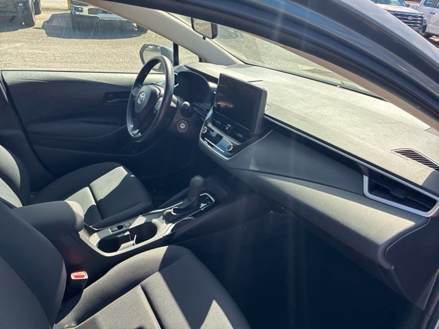 Used 2025 Toyota Corolla LE FWD image 56
