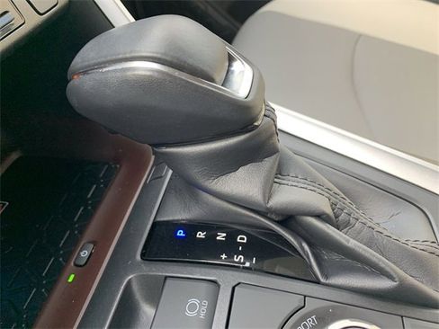 Used 2024 Toyota RAV4 Limited image 25