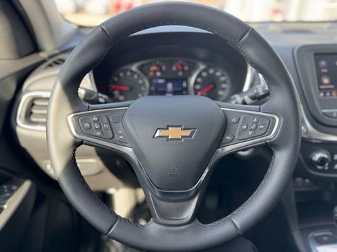 Used 2023 Chevrolet Equinox LT image 20