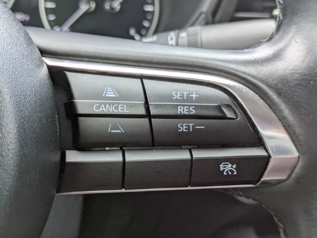 Used 2025 MAZDA MAZDA3 s FWD image 25