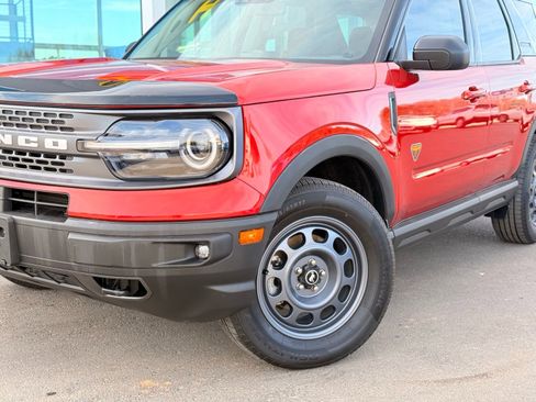 Used 2022 Ford Bronco Sport Badlands w/ Premium Package image 2