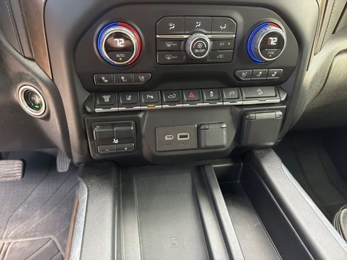 Used 2020 Chevrolet Silverado 3500 High Country w/ Z71 Off-Road Package image 23