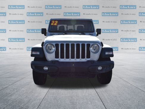 Used 2023 Jeep Gladiator Sport image 2