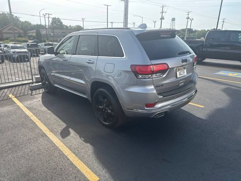 Used 2015 Jeep Grand Cherokee High Altitude AWD/4WD image 5
