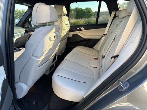 Used 2024 BMW X5 xDrive50e w/ Executive Package AWD/4WD image 11
