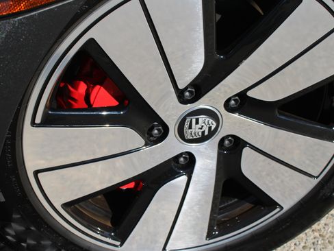 Certified 2023 Porsche Taycan 4S image 17