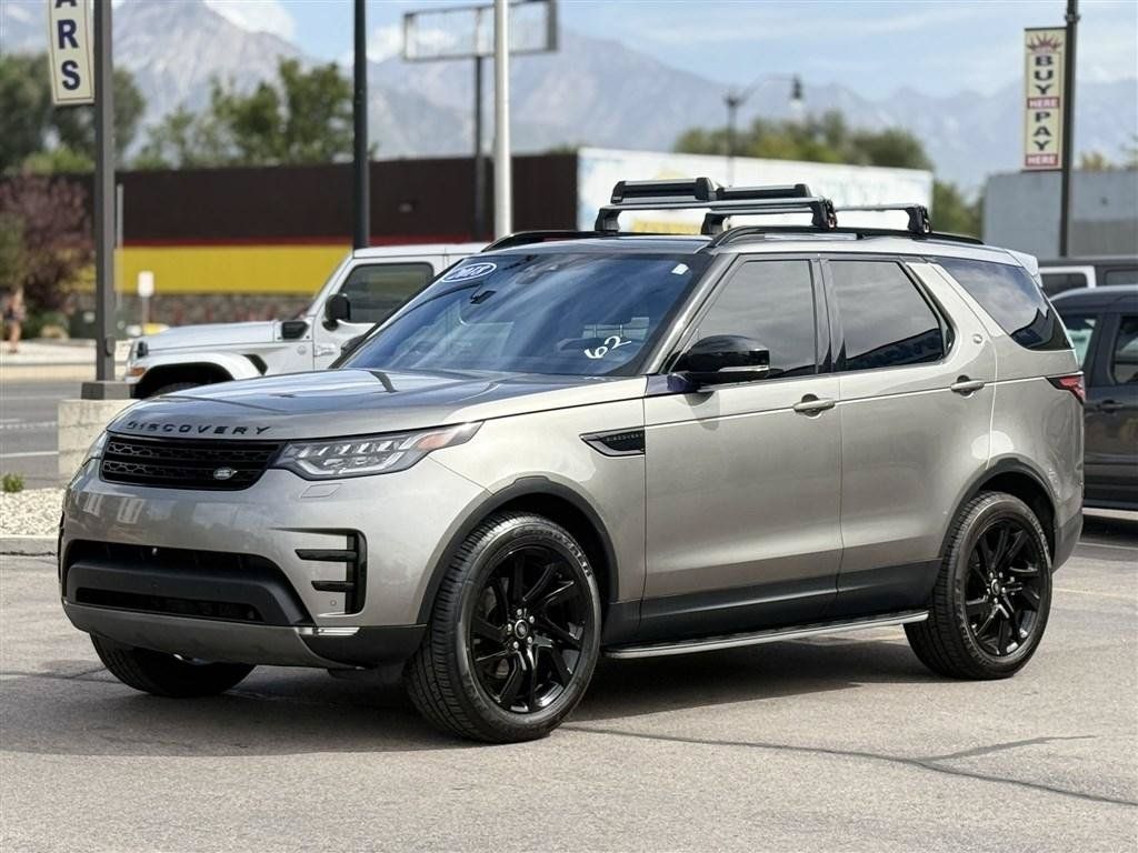 Used 2018 Land Rover Discovery HSE AWD/4WD image 3