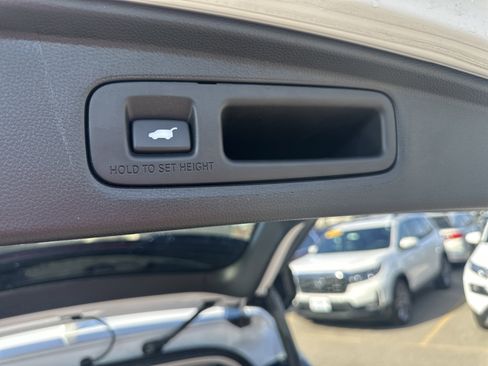 Certified 2024 Honda CR-V EX-L image 11