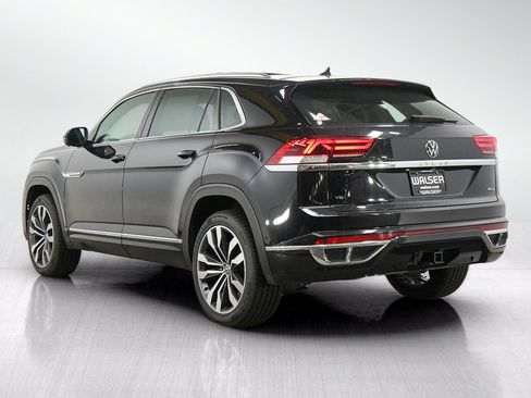 Used 2023 Volkswagen Atlas Cross Sport SEL Premium R-Line AWD/4WD image 4