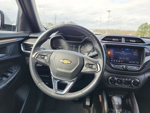 Certified 2023 Chevrolet TrailBlazer ACTIV w/ Convenience Package image 11