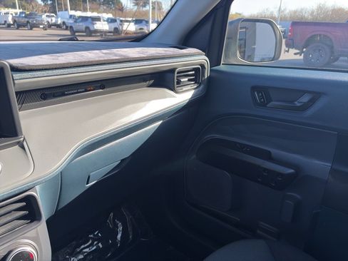 Used 2022 Ford Maverick XL w/ Equipment Group 100A Standard image 13