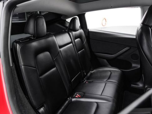 Used 2023 Tesla Model Y Long Range AWD/4WD image 34