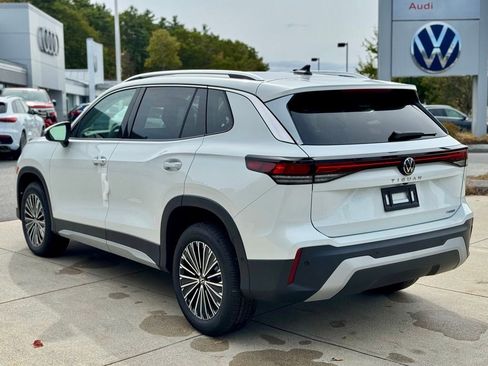 New 2025 Volkswagen Tiguan S image 12