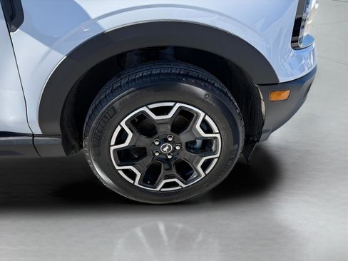 Used 2025 Ford Bronco Sport Outer Banks AWD/4WD image 29