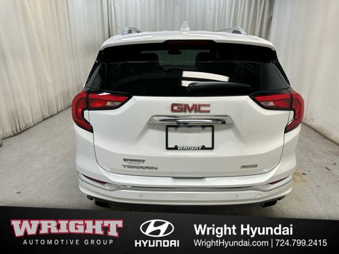 Used 2019 GMC Terrain Denali w/ Advanced Safety Package image 5