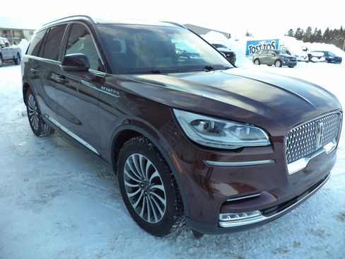 Used 2020 Lincoln Aviator Reserve w/ Equipment Group 201A image 9