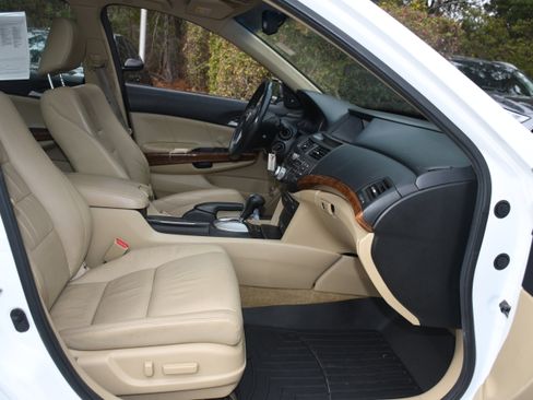 Used 2012 Honda Accord EX-L image 24