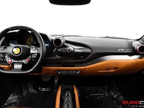 Used 2021 Ferrari F8 Tributo RWD image 29