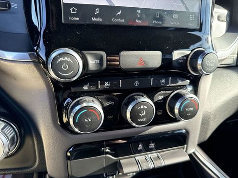 Used 2024 RAM 1500 Laramie image 21