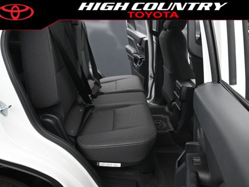 New 2026 Toyota 4Runner SR5 AWD/4WD image 26