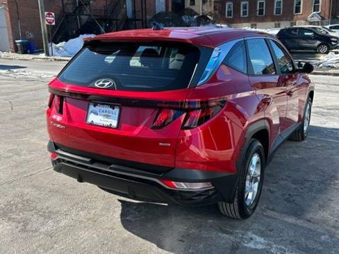 Used 2023 Hyundai Tucson SE image 6