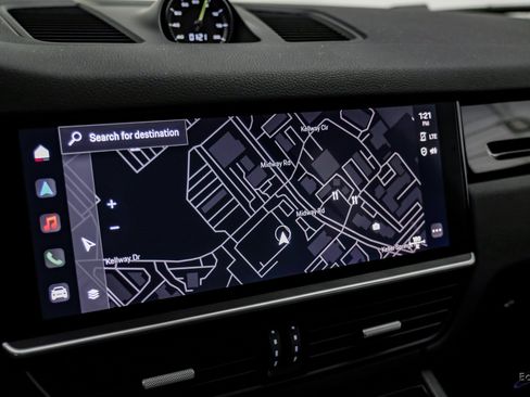 Used 2023 Porsche Cayenne image 60