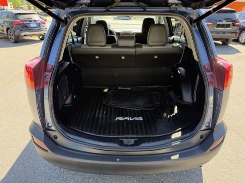 Used 2014 Toyota RAV4 Limited w/ Technology Package image 12