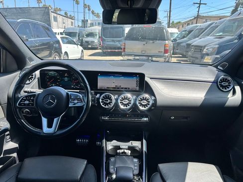 Used 2021 Mercedes-Benz GLA 250 4MATIC w/ AMG Line Exterior image 14