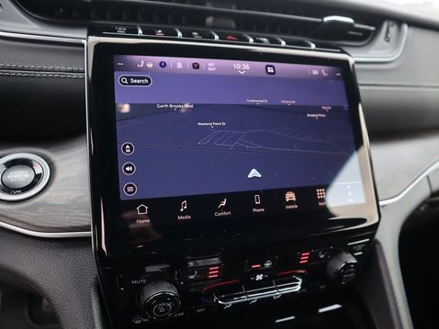 New 2025 Jeep Grand Cherokee L Limited AWD/4WD image 7