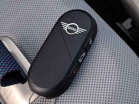 Certified 2026 MINI Cooper S FWD image 23