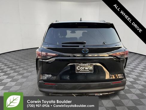 Used 2025 Toyota Sienna XLE w/ XLE Plus Package AWD/4WD image 8