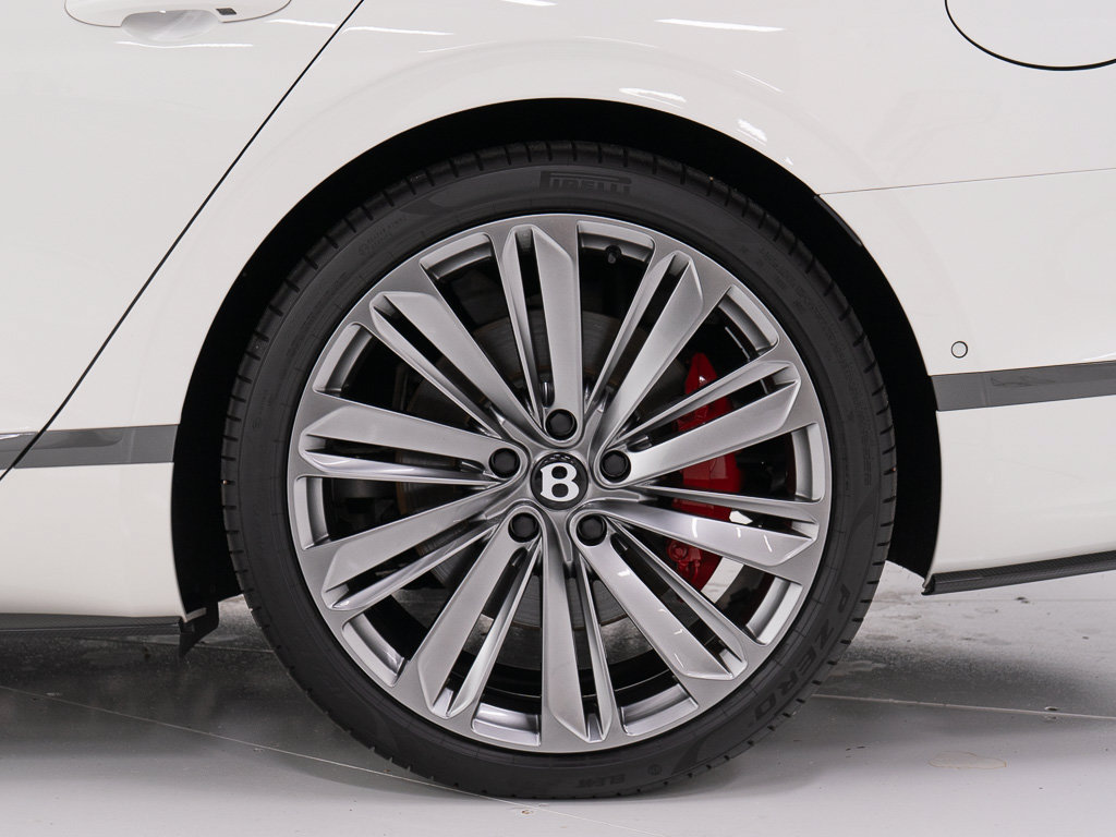 Used 2025 Bentley Flying Spur Plug-In Hybrid AWD/4WD image 46