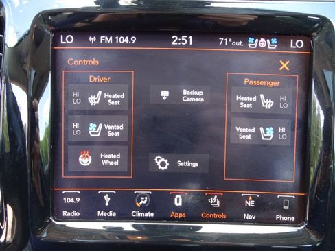 Used 2019 Jeep Cherokee 4WD Limited w/ Luxury Group w/ Luxury Group image 30