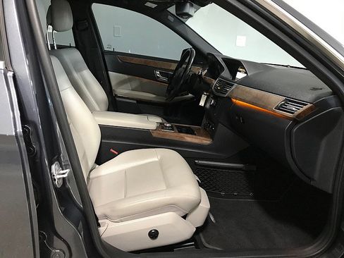 Used 2010 Mercedes-Benz E 350 Sedan image 13