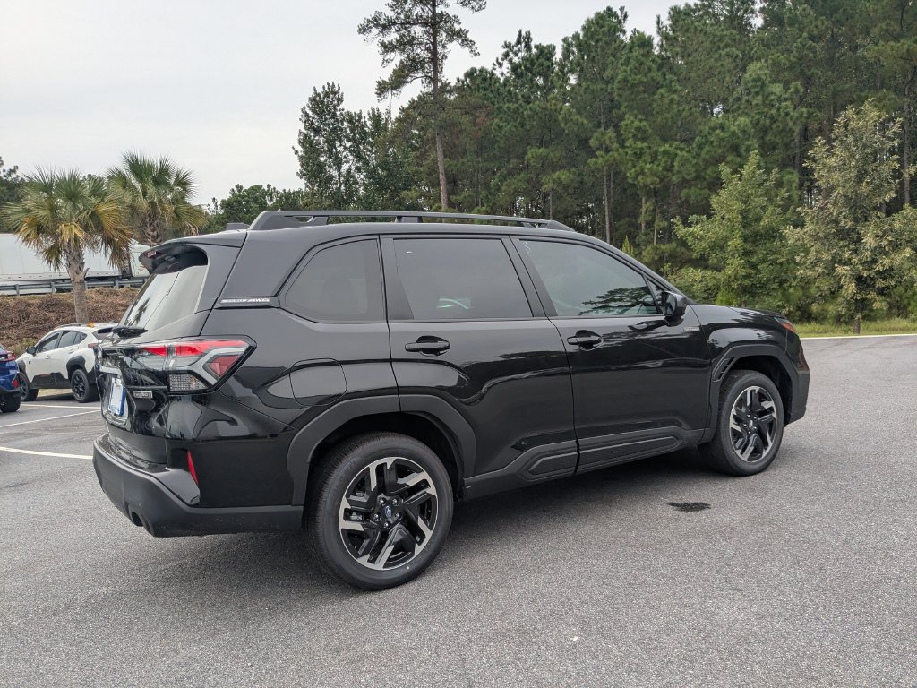 New 2026 Subaru Forester Premium AWD/4WD image 4