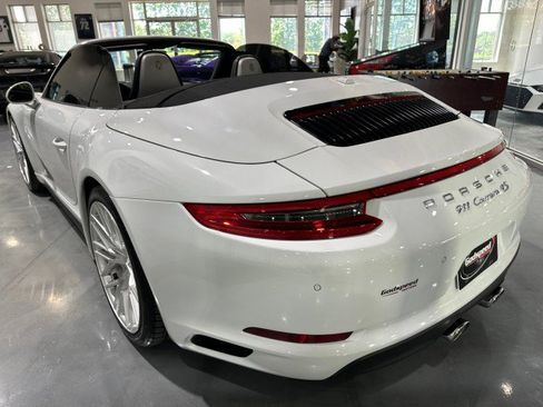 Used 2017 Porsche 911 Carrera 4S AWD/4WD image 23