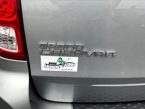 Used 2020 Dodge Grand Caravan SE w/ UConnect Hands-Free Group image 6