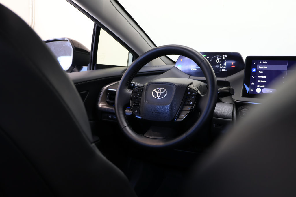 Used 2024 Toyota Prius XLE AWD/4WD image 23