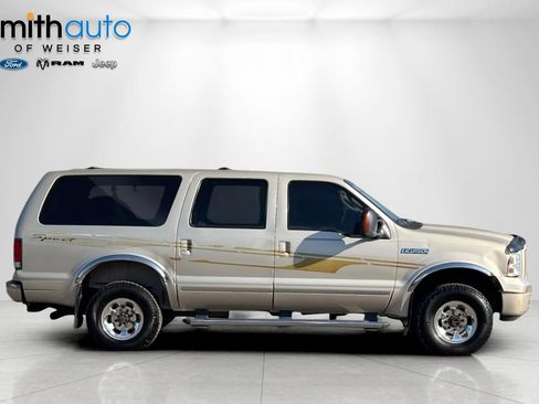 Used 2005 Ford Excursion Limited AWD/4WD image 3