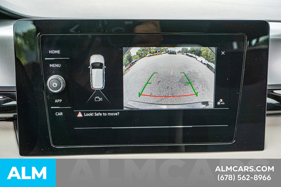 Used 2025 Volkswagen Taos S FWD image 34