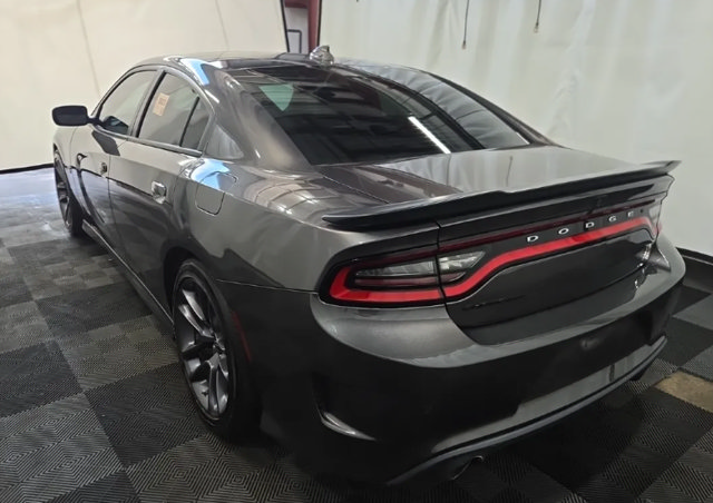 Used 2023 Dodge Charger Scat Pack w/ Plus Group RWD image 2