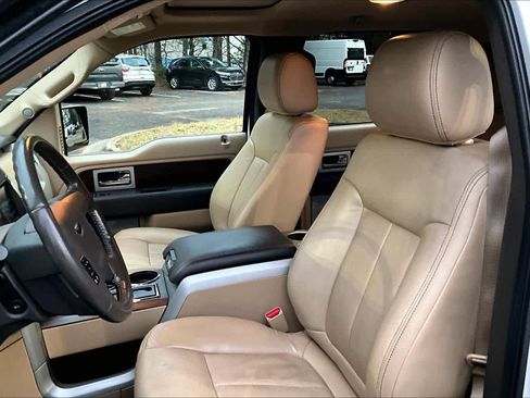 Used 2014 Ford F150 Lariat w/ Equipment Group 502A Luxury image 7