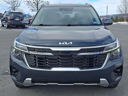 Used 2024 Kia Seltos EX AWD/4WD image 5