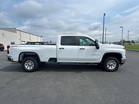 Used 2025 Chevrolet Silverado 3500 W/T w/ WT/CX Safety Package AWD/4WD image 4